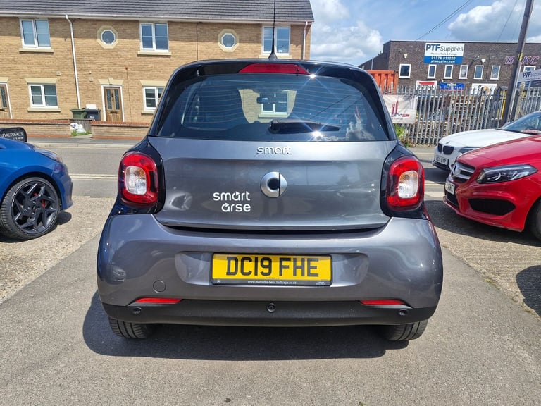2019 smart forfour 1.0L Prime Premium Auto Hatchback 5dr Petrol Automatic Euro 6 (71 bhp) Hatchba...