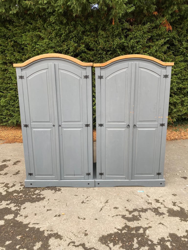 image for 2x wardrobes .Each £95(we can deliver)