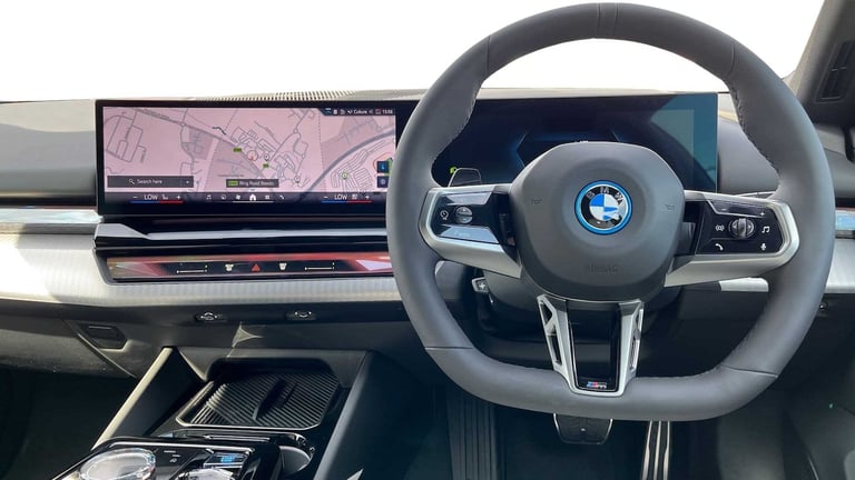 2025 BMW i5 250kW eDrive40 M Sport Pro 84kWh 5dr Auto Estate Electric Automatic