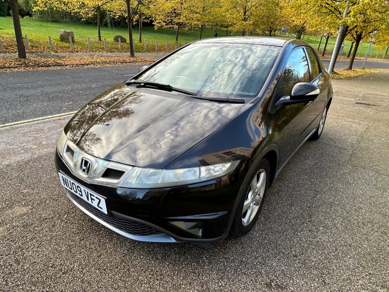 FACE LIFT 2009 HONDA CIVIC 1.8 FULL AUTOMATIC PETROL LOW MILEAGE 90k.,drives superb,great condition 
