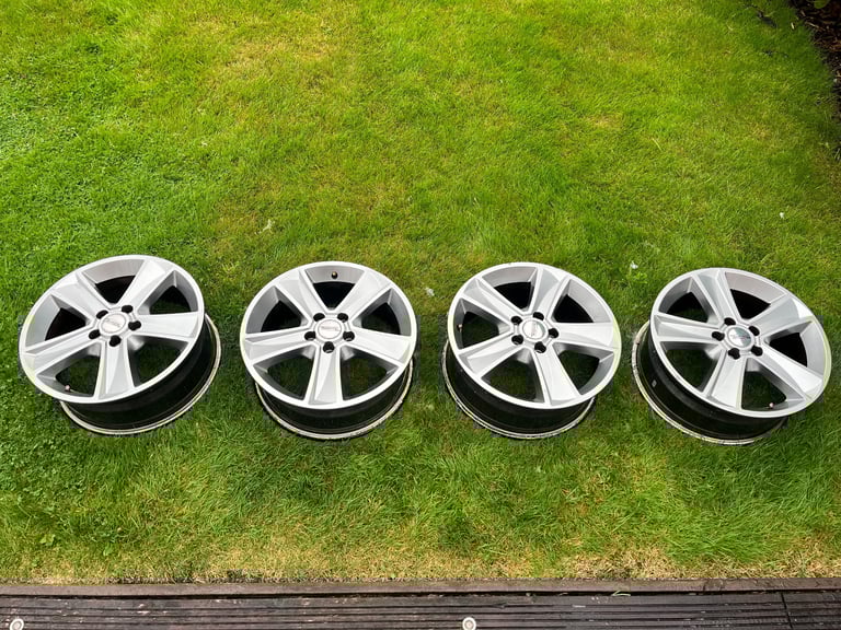 (Arcasting) Italian Silver alloy wheels 16 inch (set of 4)