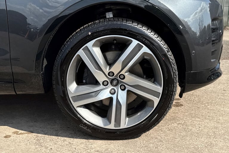 2025 Land Rover Discovery 3.0 D350 MHEV Dynamic HSE Auto 4WD Euro 6 (s/s) 5dr SUV Diesel Automatic