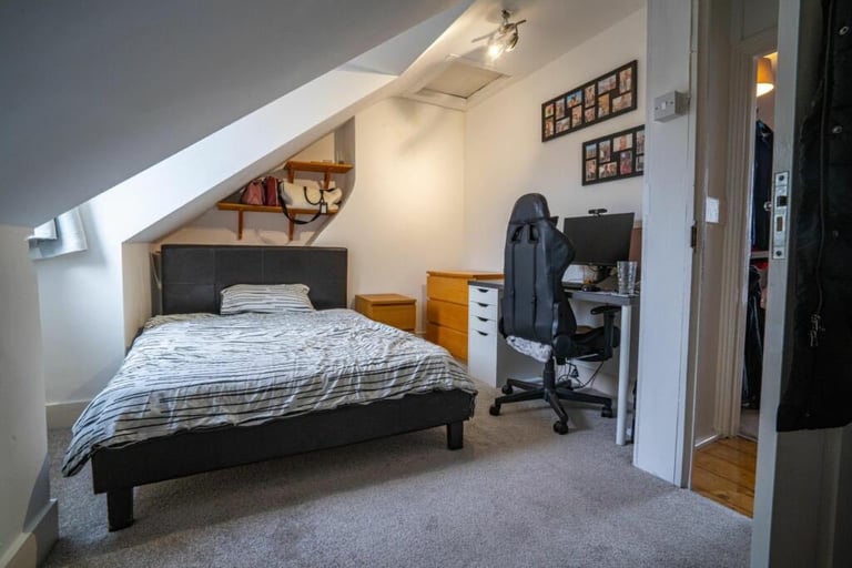 Room for rent in Shirley. £596 pcm all bills included. PM for more information.