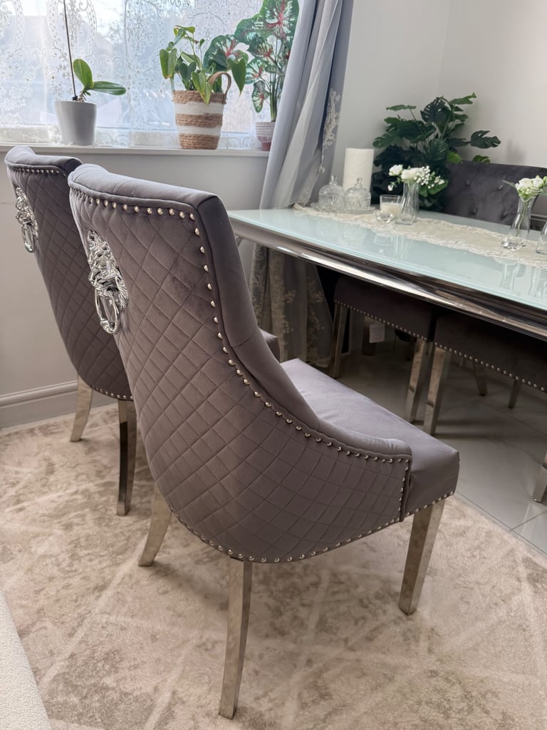 Louis Marble Dining Table + Majestic Lion Knocker Chairs x6