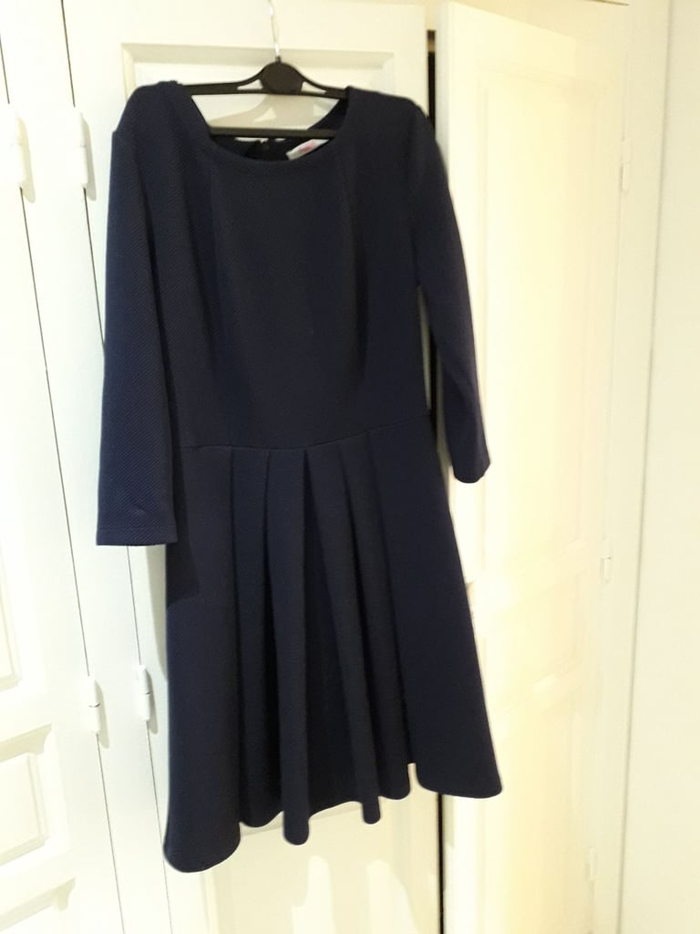 Navy dress