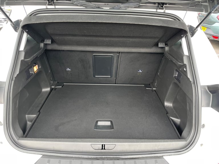 2020 Vauxhall Grandland X 1.5 Turbo D BlueInjection Elite Nav Euro 6 (s/s) 5dr HATCHBACK Diesel M...