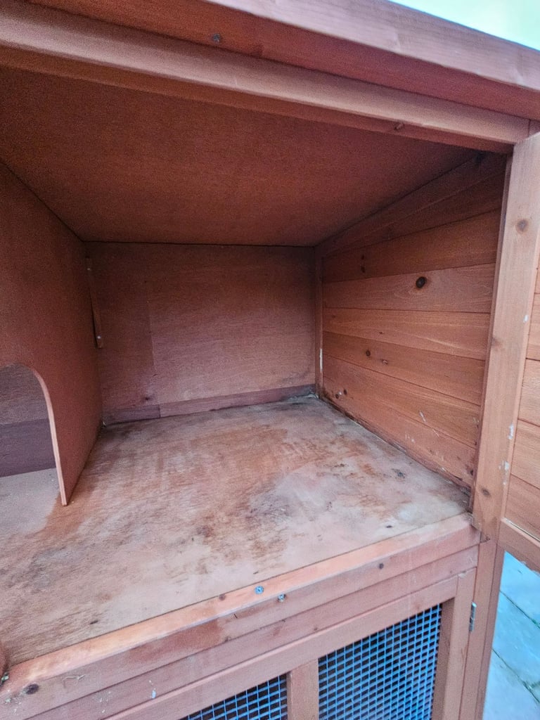 Two storey rabbit hutch
