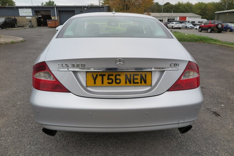 2006 Mercedes-Benz CLS CLS320 CDI 4dr Tip Auto COUPE Diesel Automatic