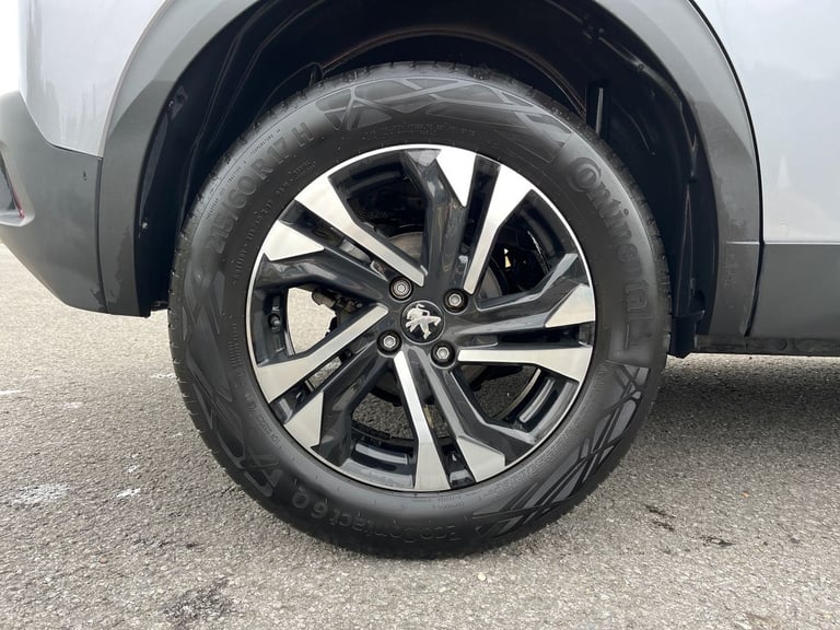  Peugeot 2008 SUV 1.2 Puretech Allure Premium  Plus Suv 5dr Petrol Eat Euro 6