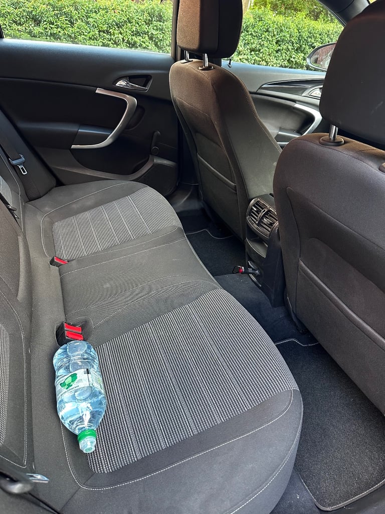 Vauxhall, INSIGNIA, Hatchback, 2013, Manual, 1956 (cc), 5 doors