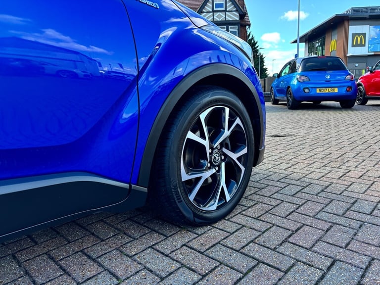 2017 Toyota C-HR 1.8 Hybrid Dynamic 5dr CVT Hatchback Hybrid Automatic