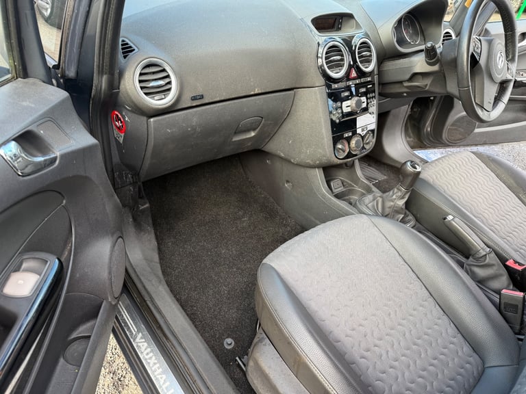 2013 Vauxhall Corsa 1.4 SE 5 Door 145,000 Miles MOT'd August £1395