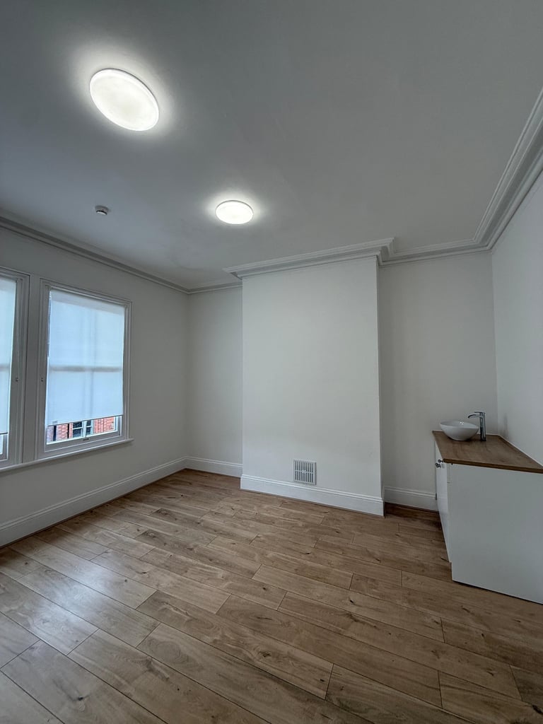 Tattoo Studio / Beauty Room To Rent In Leicester City Centre