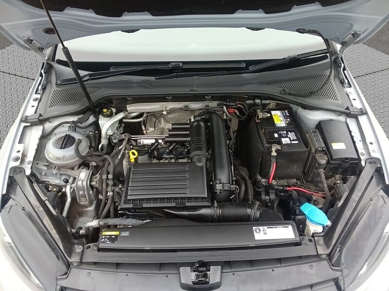 2025 Volkswagen Golf TSI ComfortLine BlueMotionTechnology Hatchback Petrol Automatic