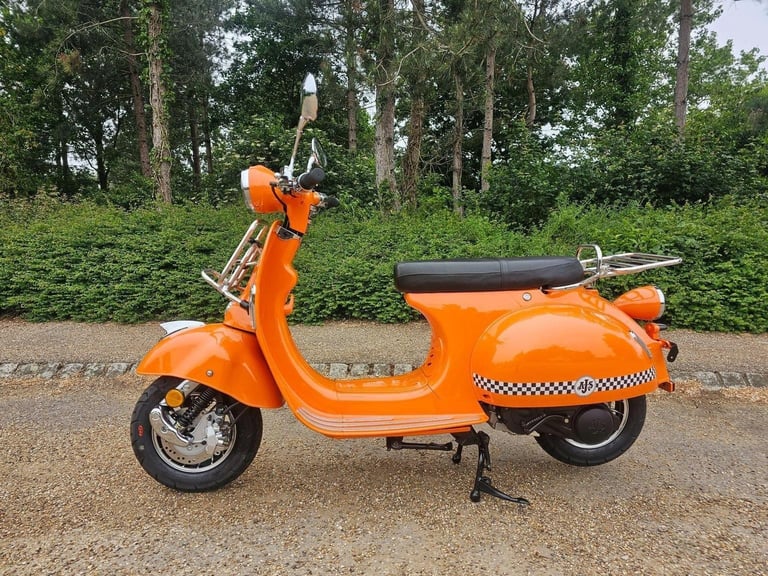 AJS MODENA [Phone number removed]5 Petrol Automatic in Orange