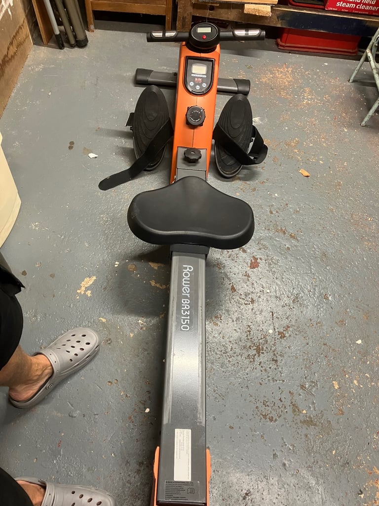 BR3150 rower