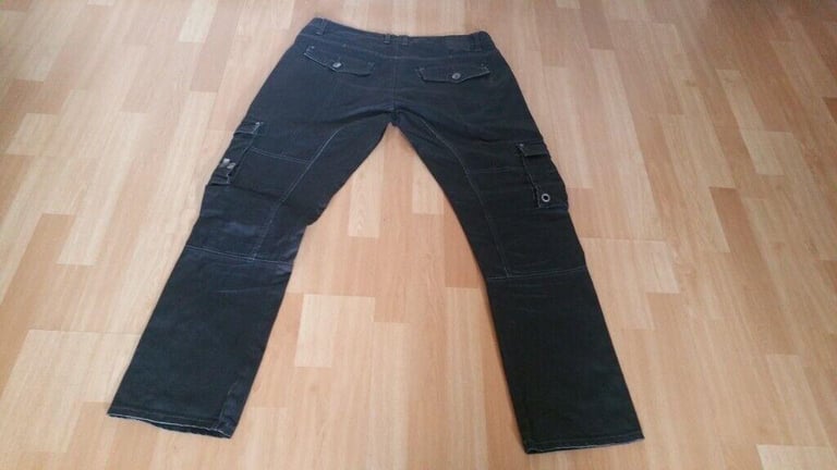 Vintage 00's BENCH  Fly Stud Cargo Jeans. Size : W36. L32
