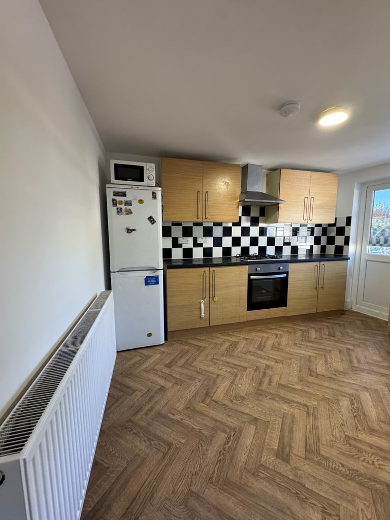 3 bedroom in Leytonstone 