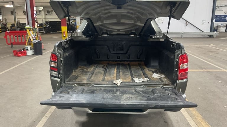 2018 Fiat Fullback 2.4D Cross Pickup Double Cab 4dr Diesel Manual 4WD Euro 6 (180 ps) Diesel Manual