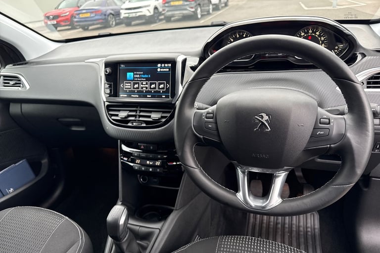 2019 Peugeot 208 1.2 PureTech 82 Tech Edition 5dr [Start Stop] HATCHBACK PETROL Manual