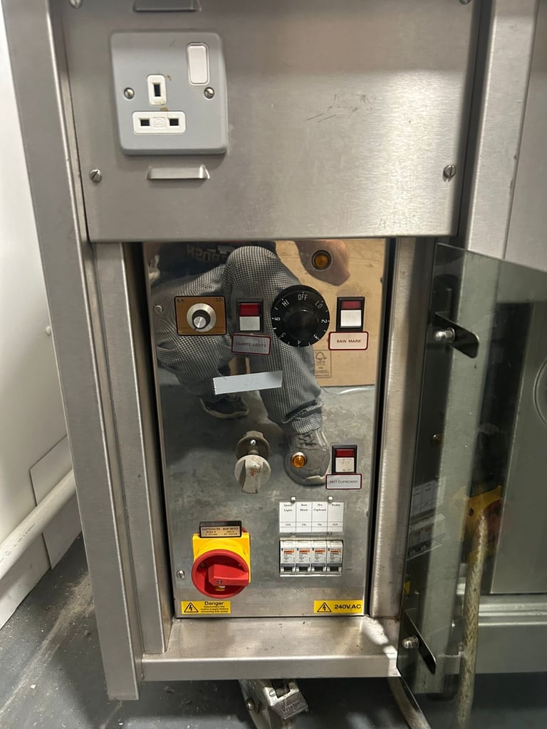 Stainless Steel Hot Cupboard/ 3 Gastro Bains Marie Trolley