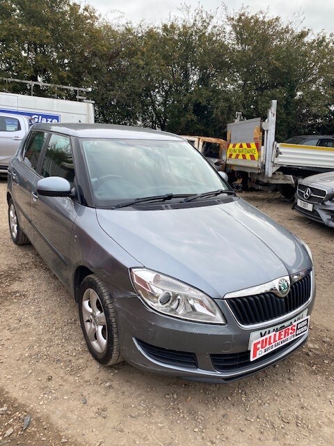 2012 Skoda Fabia 1.2 TSI 105 SE Plus 5dr DAMAGED REPAIRABLE SALVAGE HATCHBACK Petrol Manual