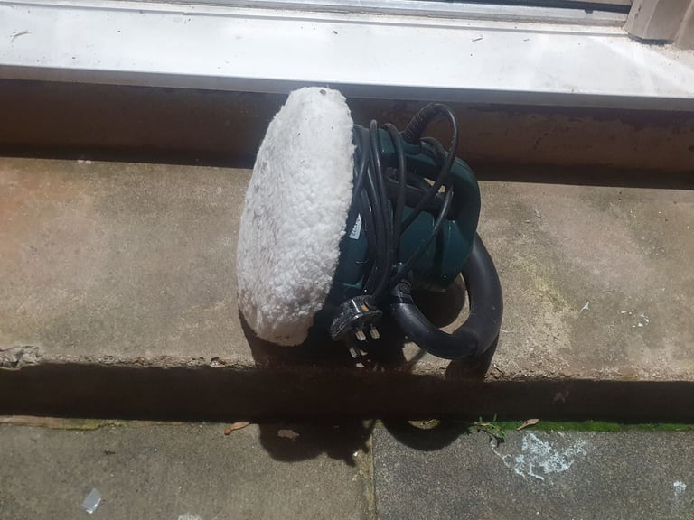 Electric 240V car polisher