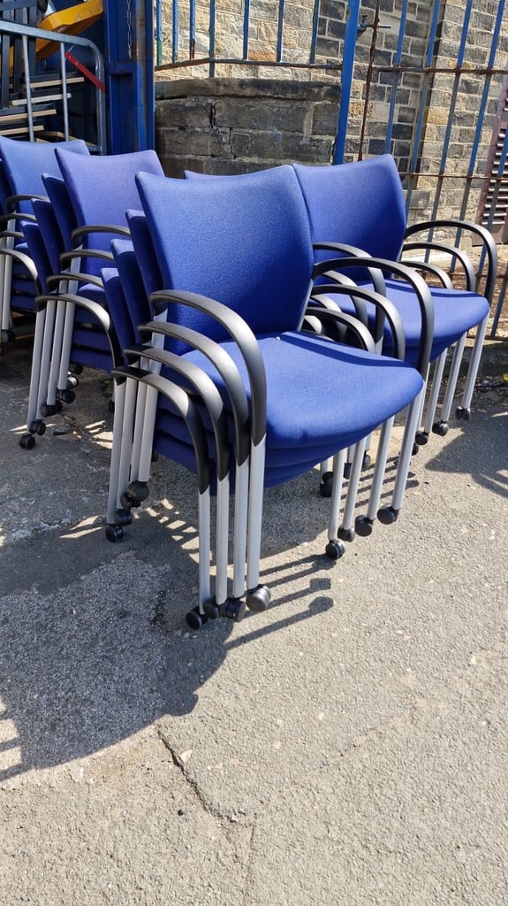 Office Furniture warehouse fullbranded furniture chairs desks cabinets monitors Free local delivery