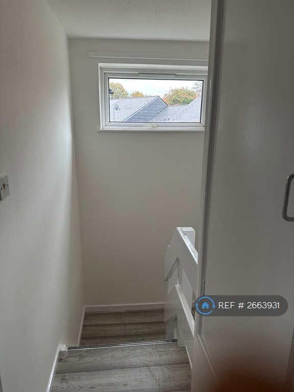 3 bedroom house in Venice Court, Andover, SP10 (3 bed) (#2663931)