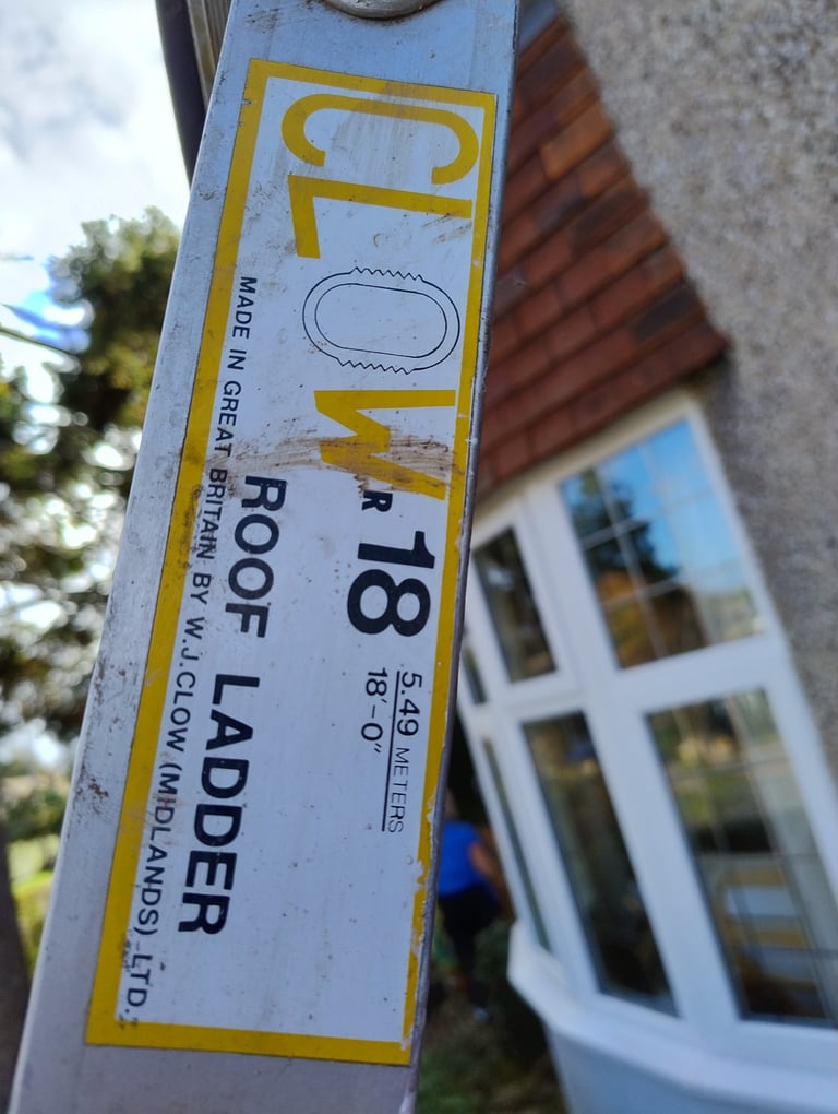 CLOW 5.49 m Roof ladder