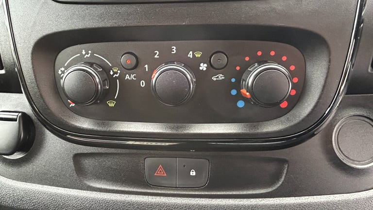 2016 Vauxhall Vivaro 2900 1.6CDTI 115PS Sportive H1 Van NO VAT PANEL VAN Diesel Manual