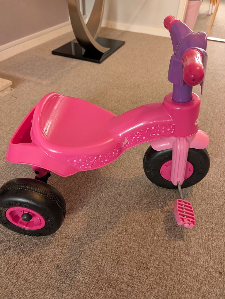 Stylish Baby Girl Pink 1st Unicorn Tricycle 2 To 4 Yrs Like New 