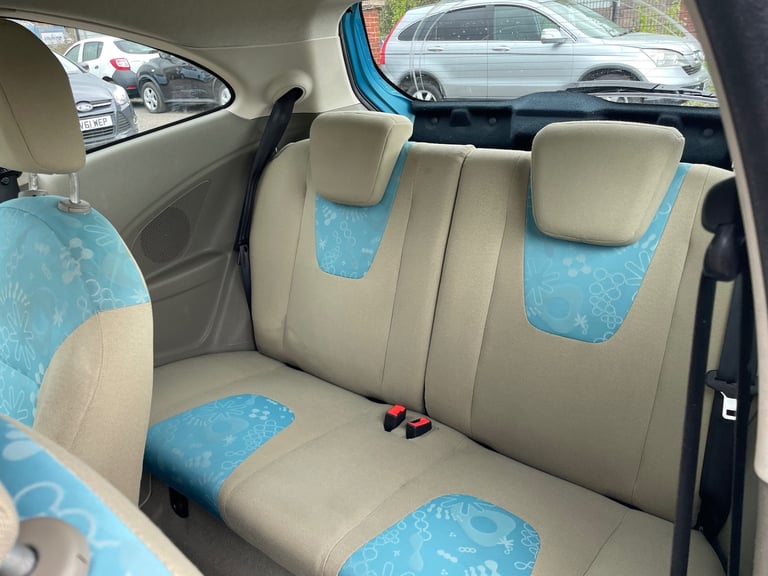 * 2009 FORD KA 1.2 3 DOOR + IDEAL FIRST CAR + £35 ROAD TAX + HPI CLEAR *