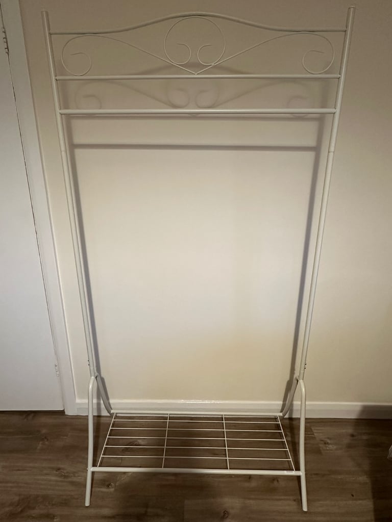 sturdy clores rail