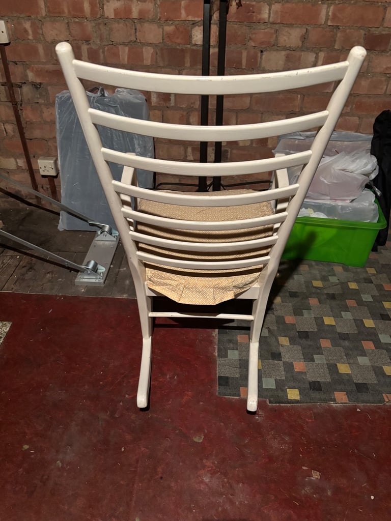 Rocking Chair 