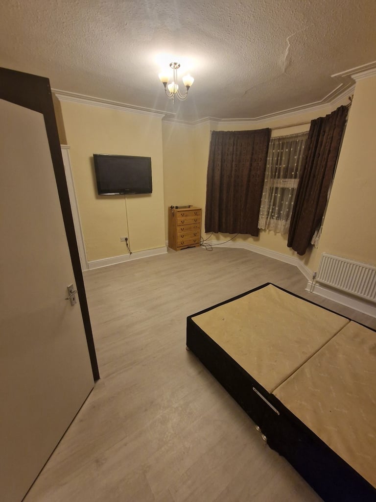 5 Bedroom HMO