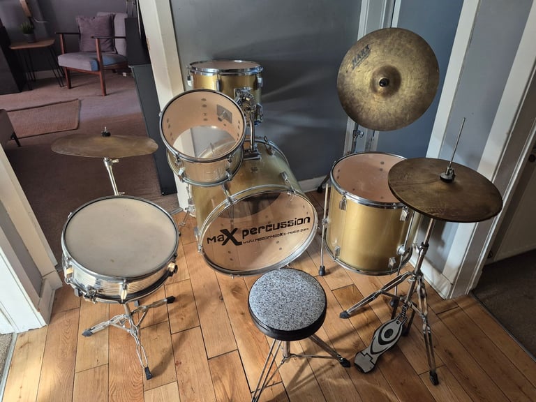 Max Percussion Drum Kit 