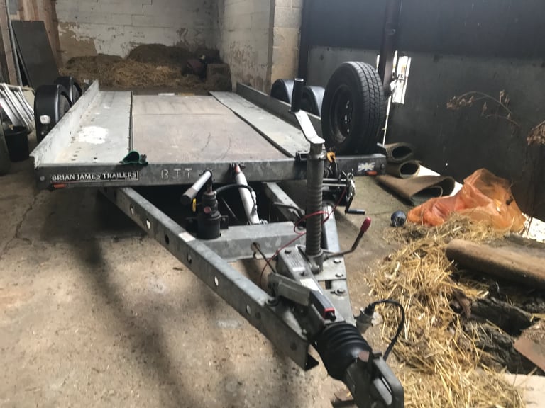 Brian James car transporter trailer