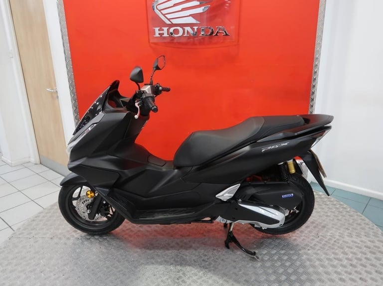 Brand new 2025 Honda PCX125 DX
