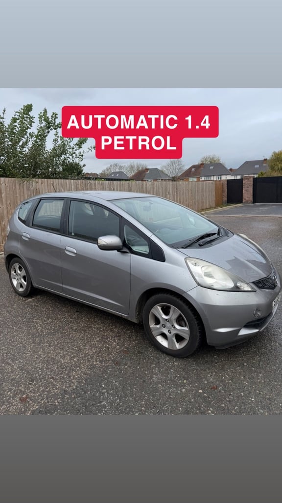 AUTOMATIC HONDA JAZZ 1.4 PETROL 2009