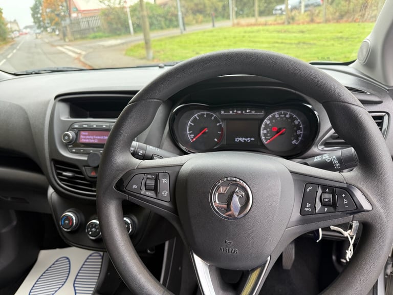 2016 Vauxhall Viva 1.0 SE 5dr [A/C] HATCHBACK Petrol Manual