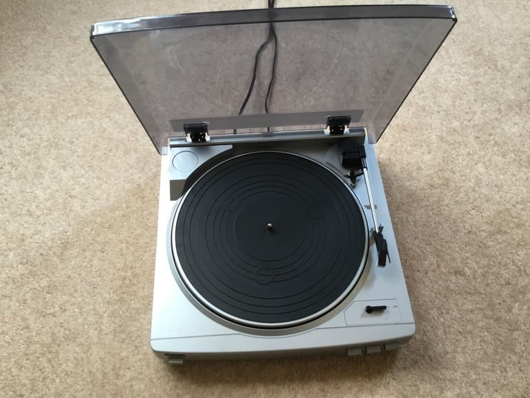 Awia PX-E860K fully automatic belt drive turntable