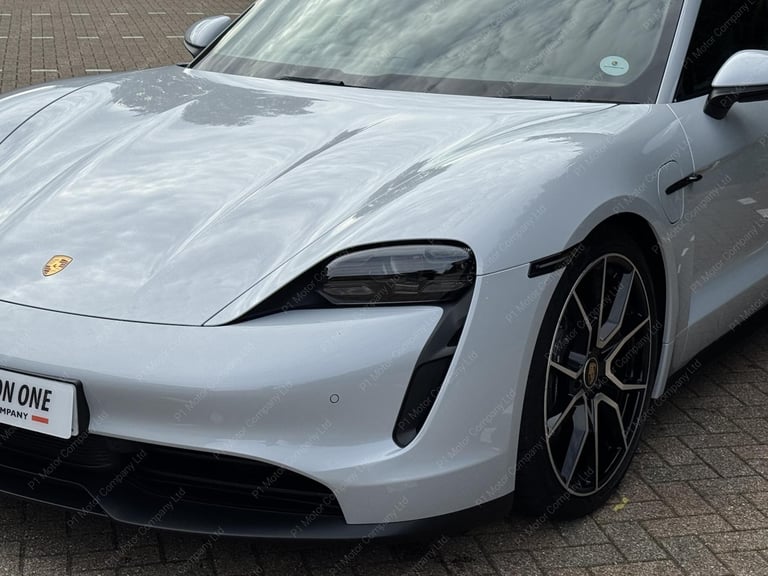2023 Porsche Taycan Performance Plus 93.4kWh Saloon 4dr Electric Auto RWD (11kW Charger) (476 p S...