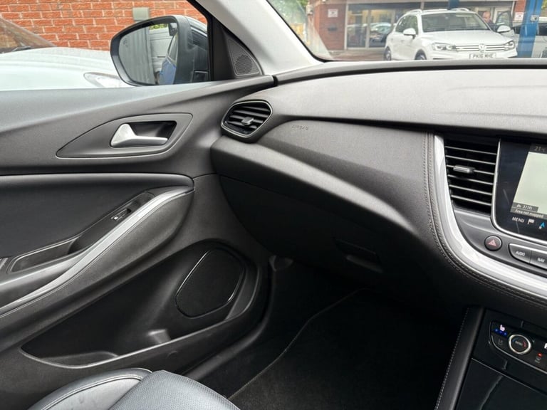 2020 70 VAUXHALL GRANDLAND X 1.2 TURBO ELITE NAV SUV 5DR PETROL MANUAL 6SPD EURO