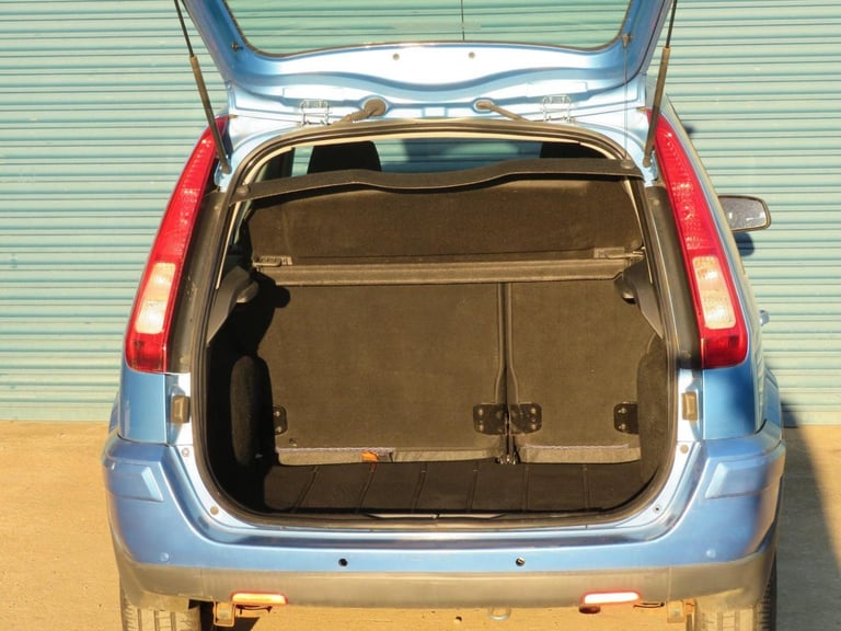 FORD FUSION 1.6 Zetec 5dr 2009