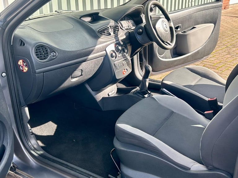 RENAULT CLIO 1.2 Bizu 2011