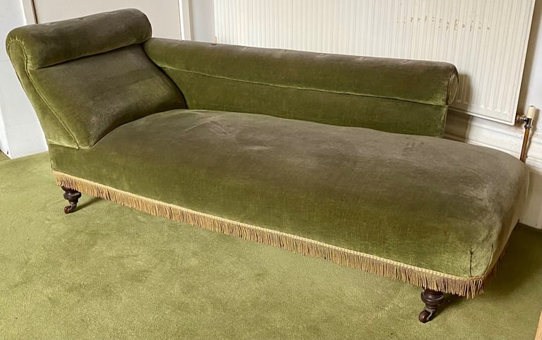 image for Chaise Longue