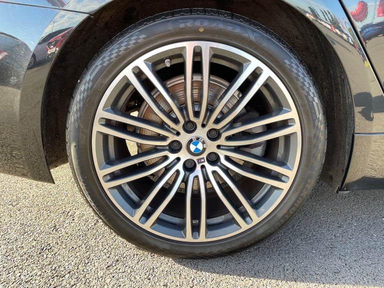  BMW 5 Series Touring 2.0 520d Mht M Sport Touring 5dr Diesel Hybrid Auto