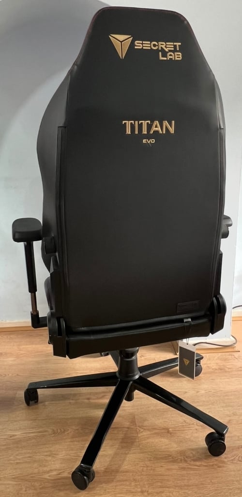 Secretlab TITAN EVO 2022 Series XL NEO Hybrid Leatherette Stealth Chair (USED)-Collection Only