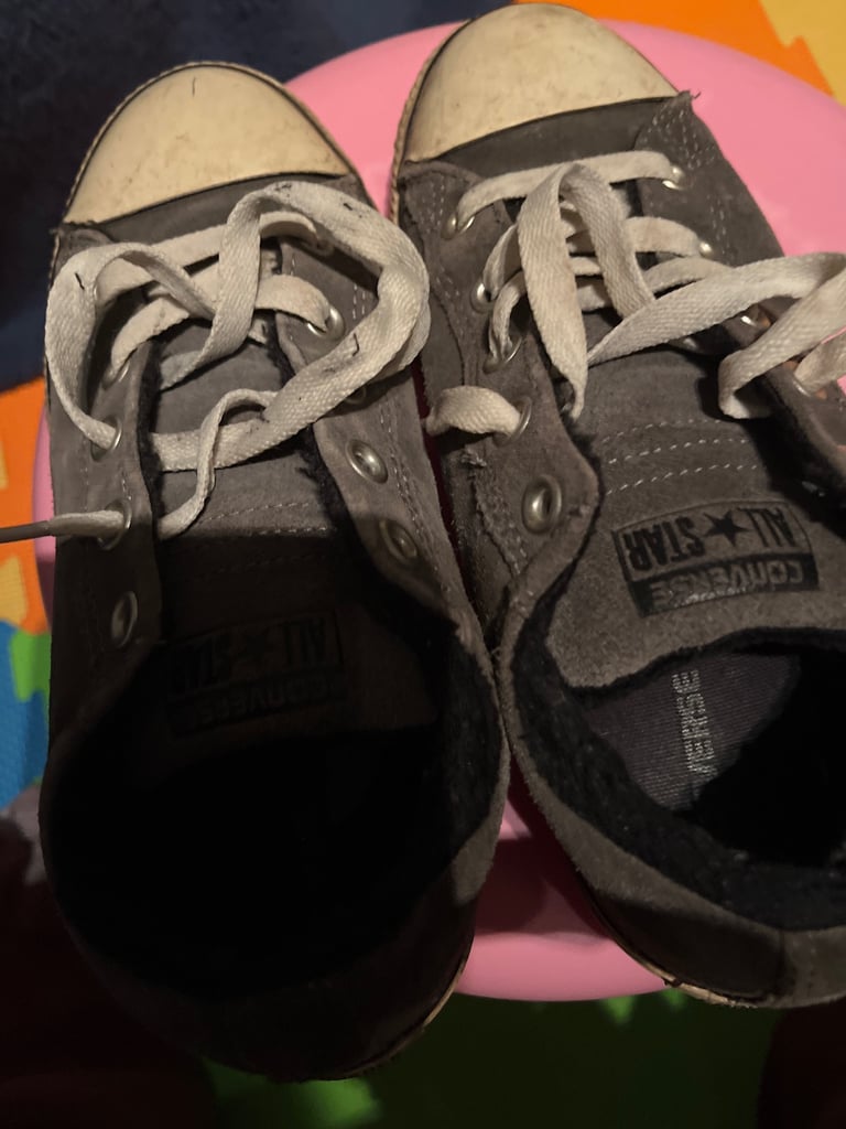 image for Converse size 4